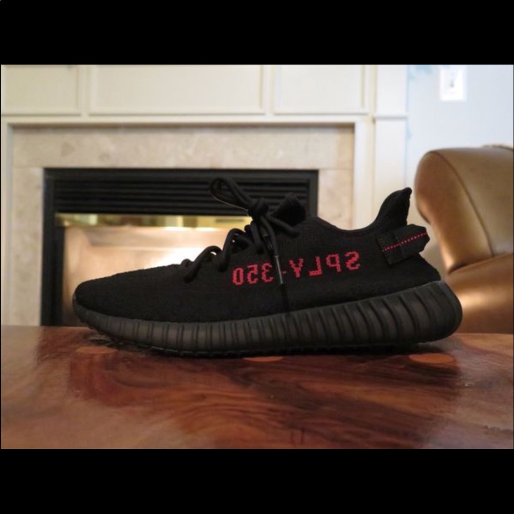 Adidas YEEZY Boost 350 V2 (Black, red)